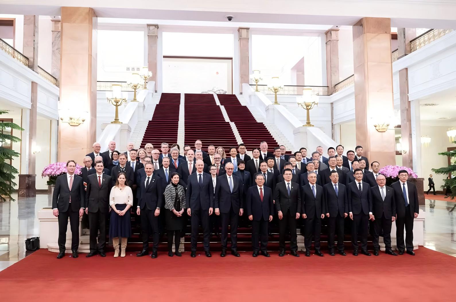 随行总理高端访问，共筑中德绿色未来 - 星期五, 27.02.2026